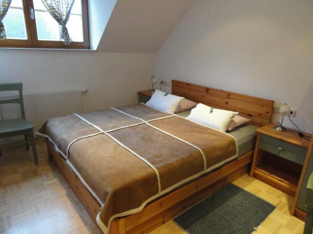 Farm Stay Dolinar Krainer Bohinjska Bela Bilik gambar
